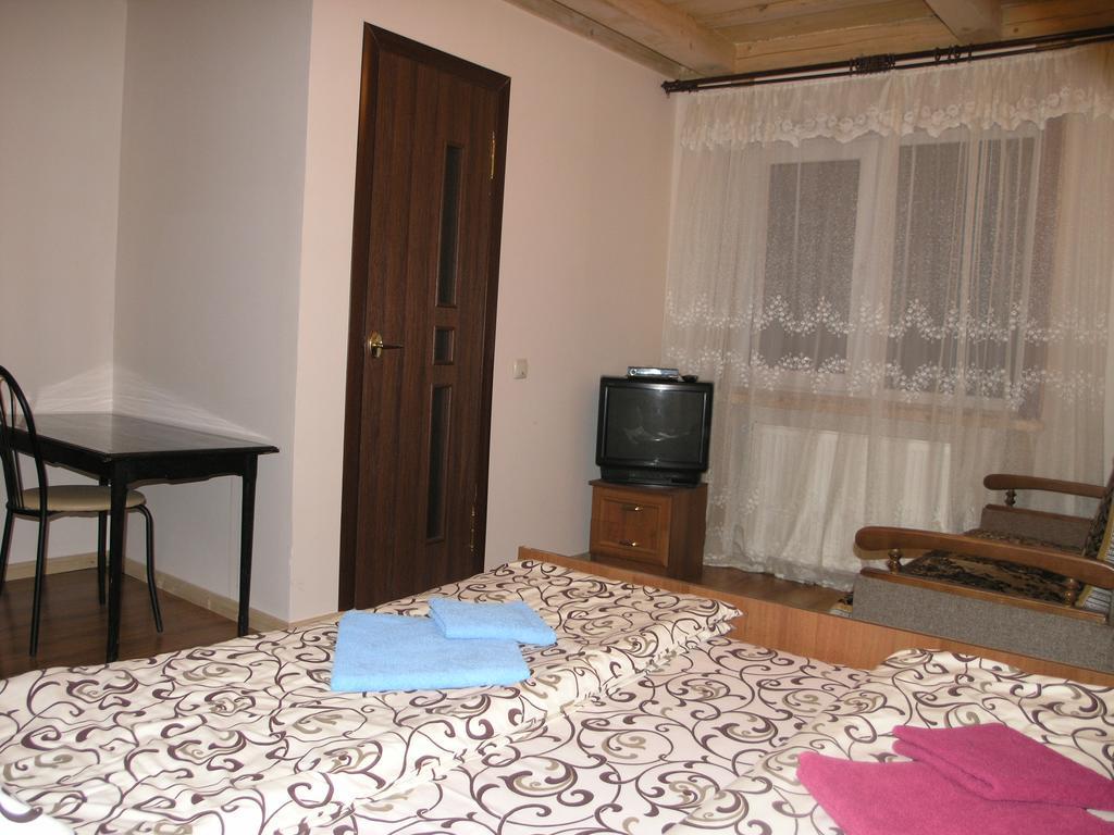 Hotel Arnika Tatariv Extérieur photo